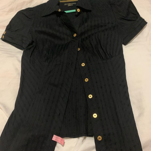 Guess blouse. - Picture 1 of 2